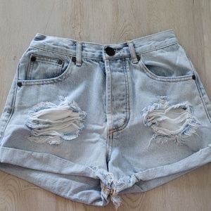 Tobi high waisted shorts